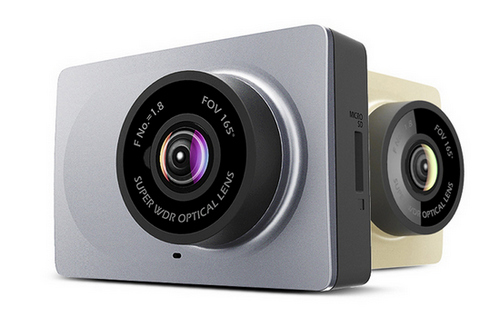 Дизайн видеорегистратора Xiaomi Yi 1080P Car WiFi DVR Внешний вид комплекта видеорегистратора Xiaomi Yi 1080P Car WiFi DVR