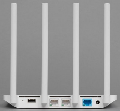 Задняя панель роутера Xiaomi Mi Router 3 AC1200 Внешний вид задней панели роутера Xiaomi Mi Router 3 AC1200