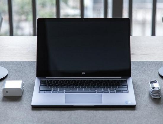 Комплектация ноутбука Xiaomi Mi Notebook Air 13,3 Fingerprint 2018 Составляющие комплекта ноутбука Xiaomi Mi Notebook Air 13,3 Fingerprint 2018