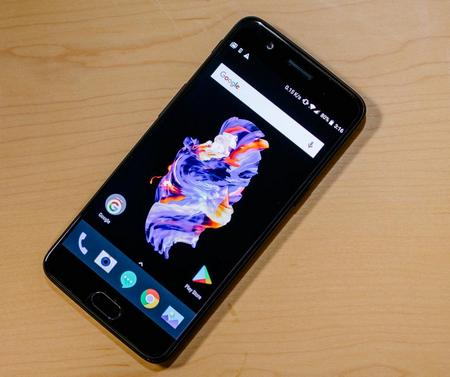Экран смартфона OnePlus 5 Дисплей смартфона OnePlus 5