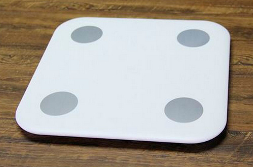 Умные весы Xiaomi Mi Smart Scale 2 Внешний вид умных весов Xiaomi Mi Smart Scale 2
