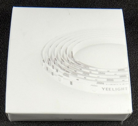 Коробка Xiaomi Yeelight LED Light Strips Вид на упаковку Xiaomi Yeelight LED Light Strips